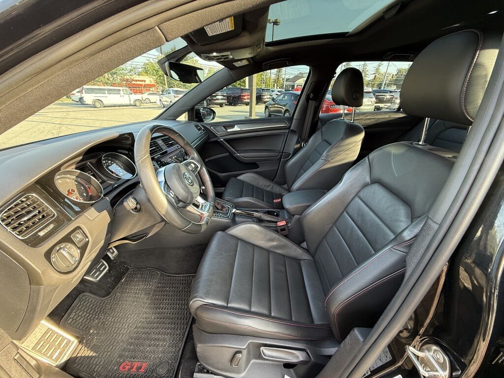 2021 Volkswagen Golf GTI 2.0T SE Crestwood KY