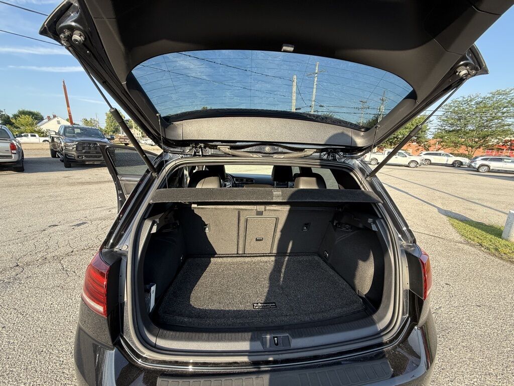 2021 Volkswagen Golf GTI 2.0T SE Crestwood KY