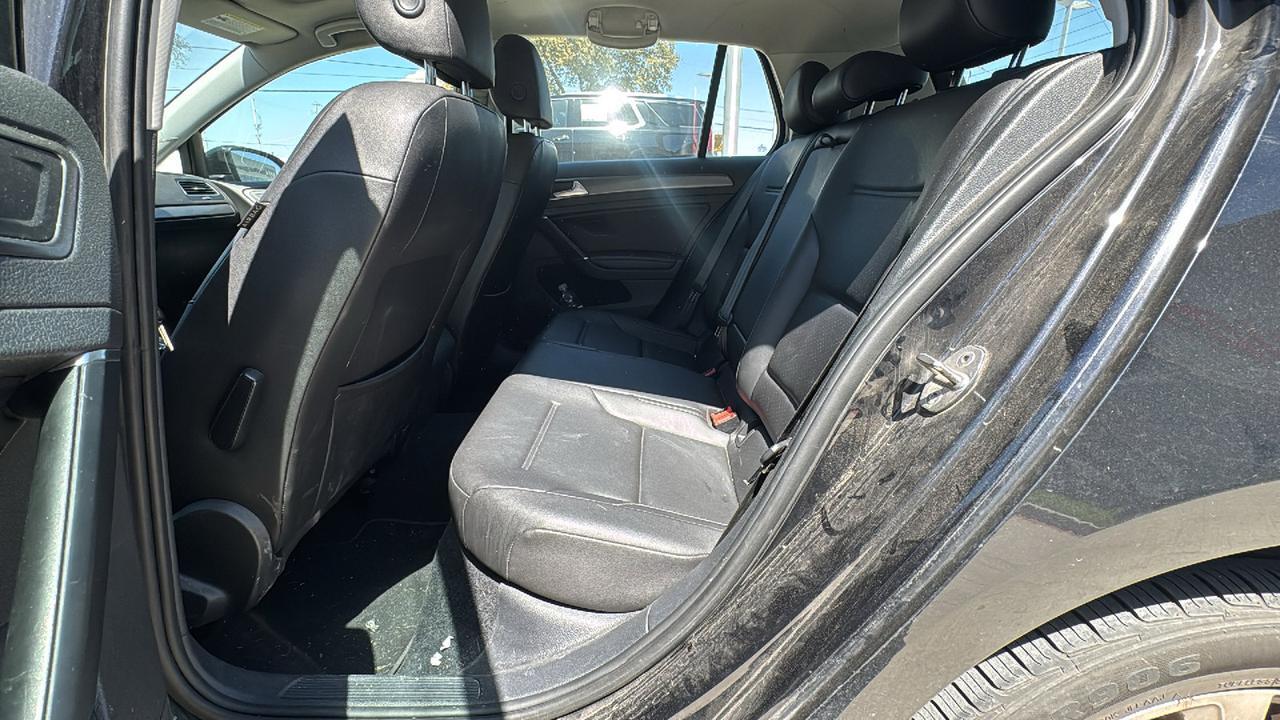 2021 Volkswagen Golf TSI  Selma TX