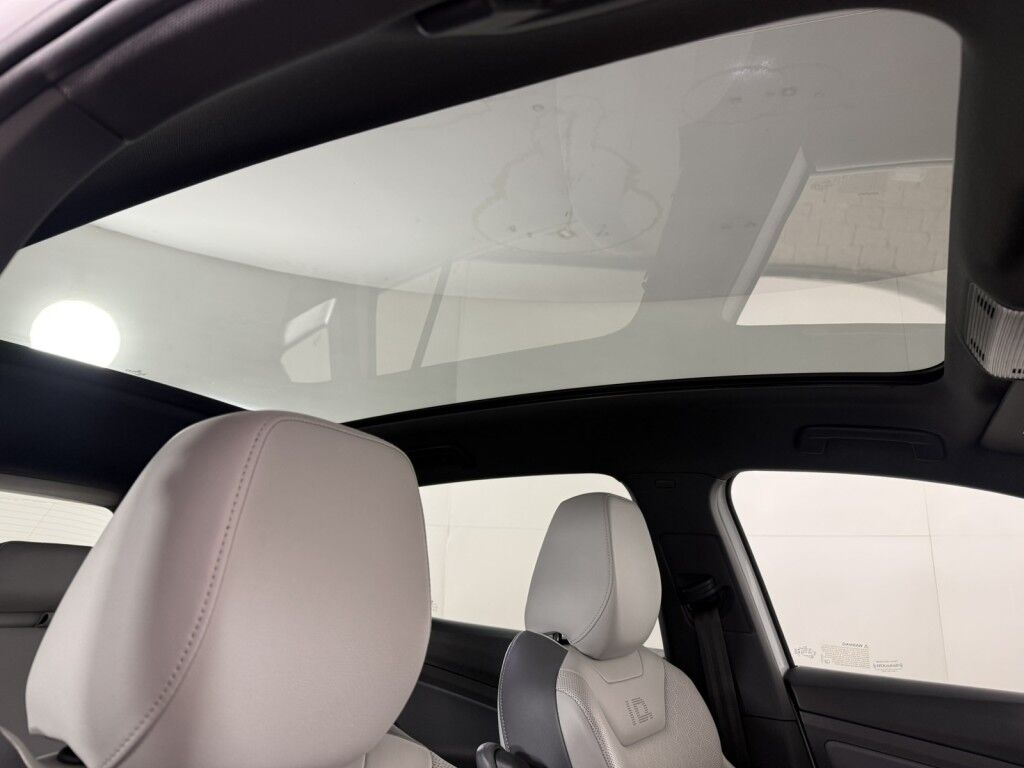 2021 Volkswagen ID.4 Pro S AWD Maumee OH