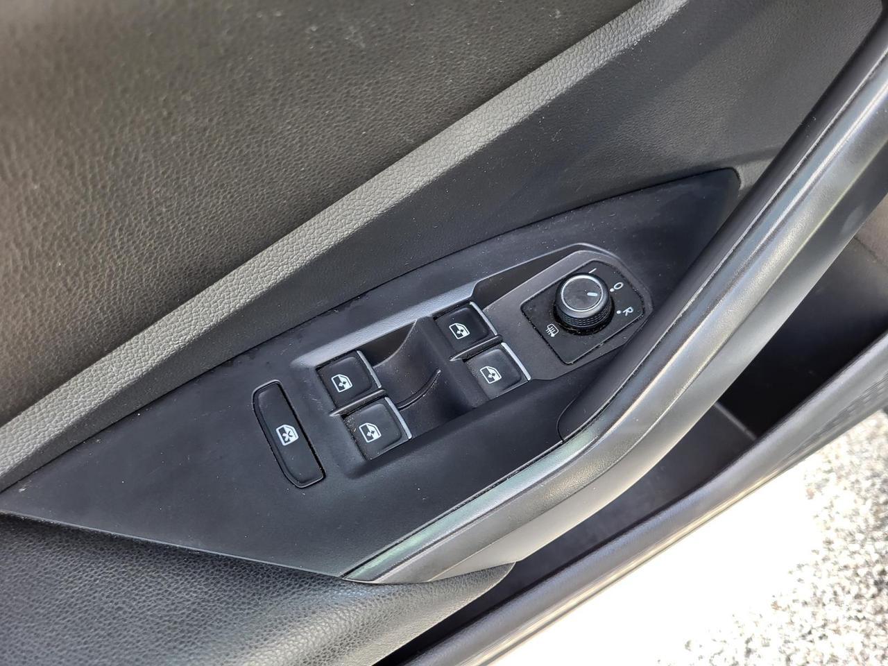 2021 Volkswagen Jetta R-Line Auto Beeville TX