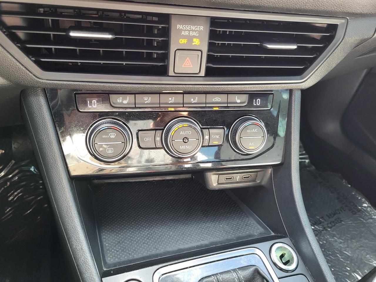 2021 Volkswagen Jetta R-Line Auto Beeville TX
