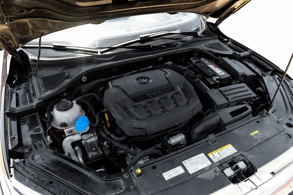 2021 Volkswagen Passat 2.0T R-Line Carrollton TX