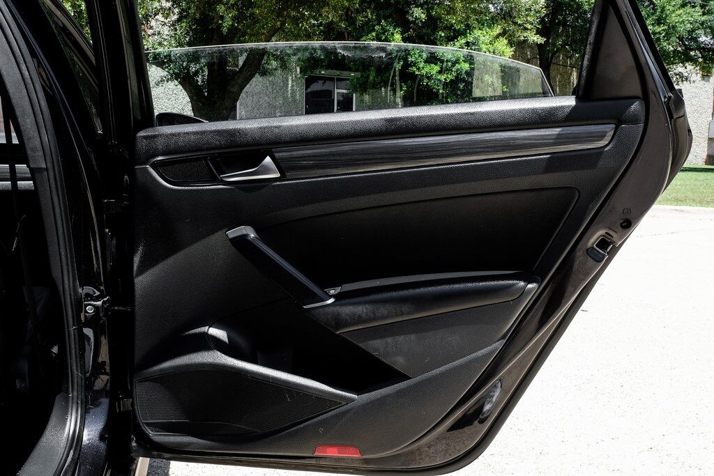 2021 Volkswagen Passat 2.0T R-Line Carrollton TX