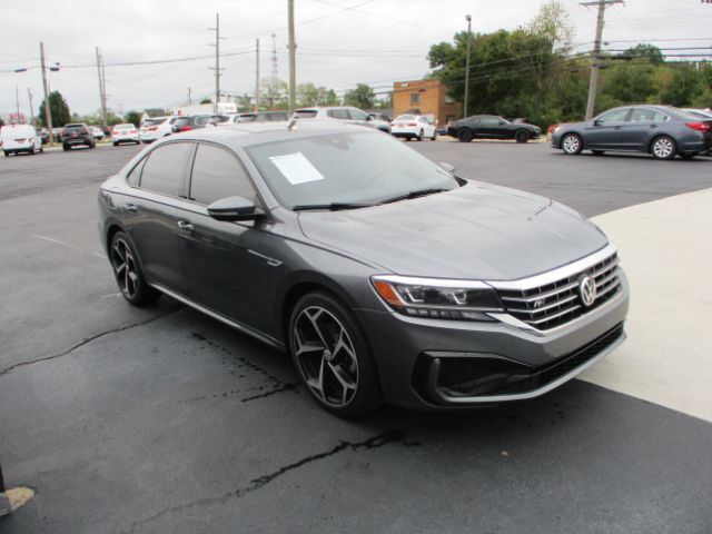 2021 Volkswagen Passat 2.0T R-Line