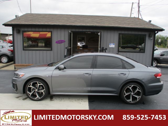 2021 Volkswagen Passat 2.0T R-Line
