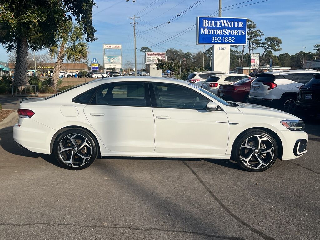 2021 Volkswagen Passat 2.0T R-Line