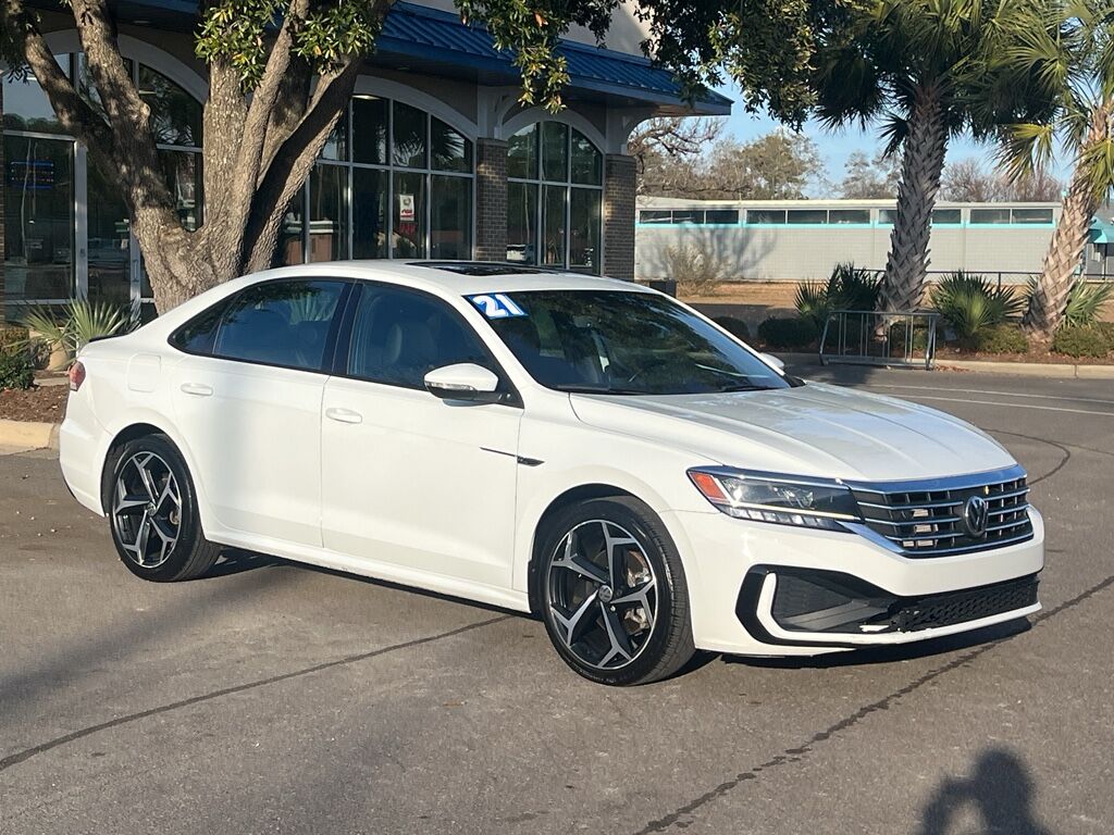 2021 Volkswagen Passat 2.0T R-Line