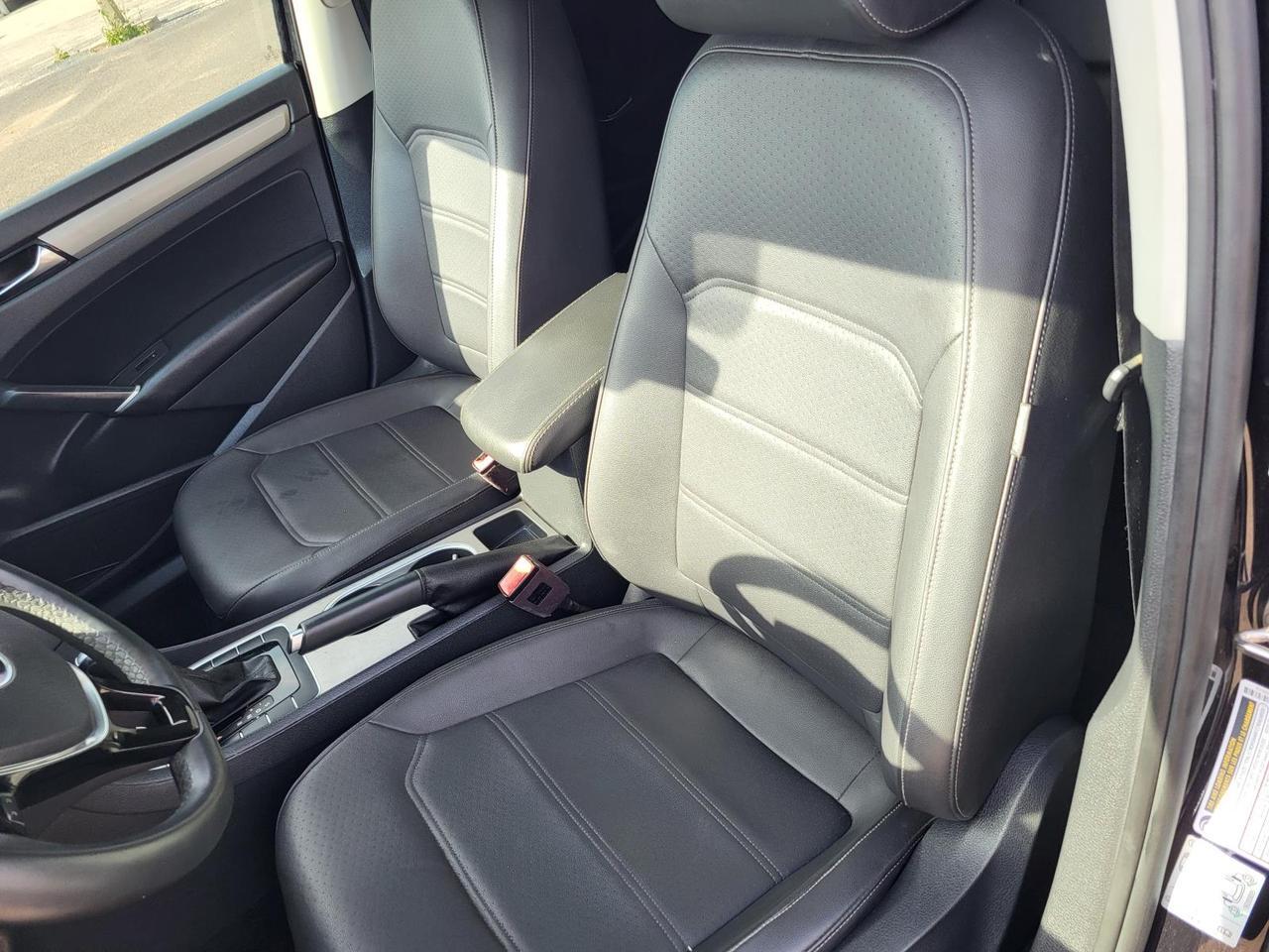 2021 Volkswagen Passat 2.0T SE Auto Beeville TX