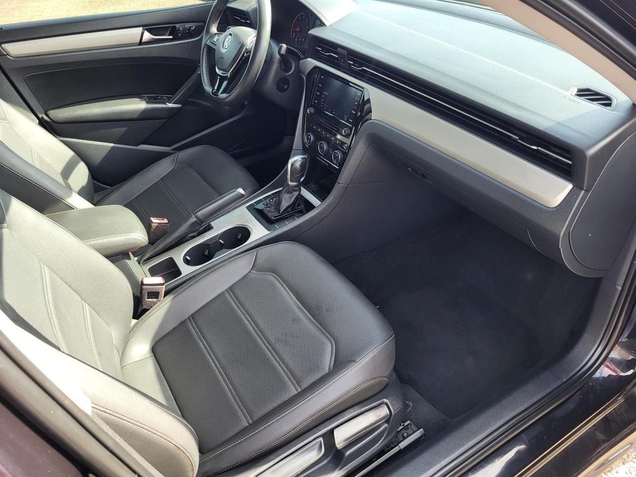 2021 Volkswagen Passat 2.0T SE Auto Beeville TX