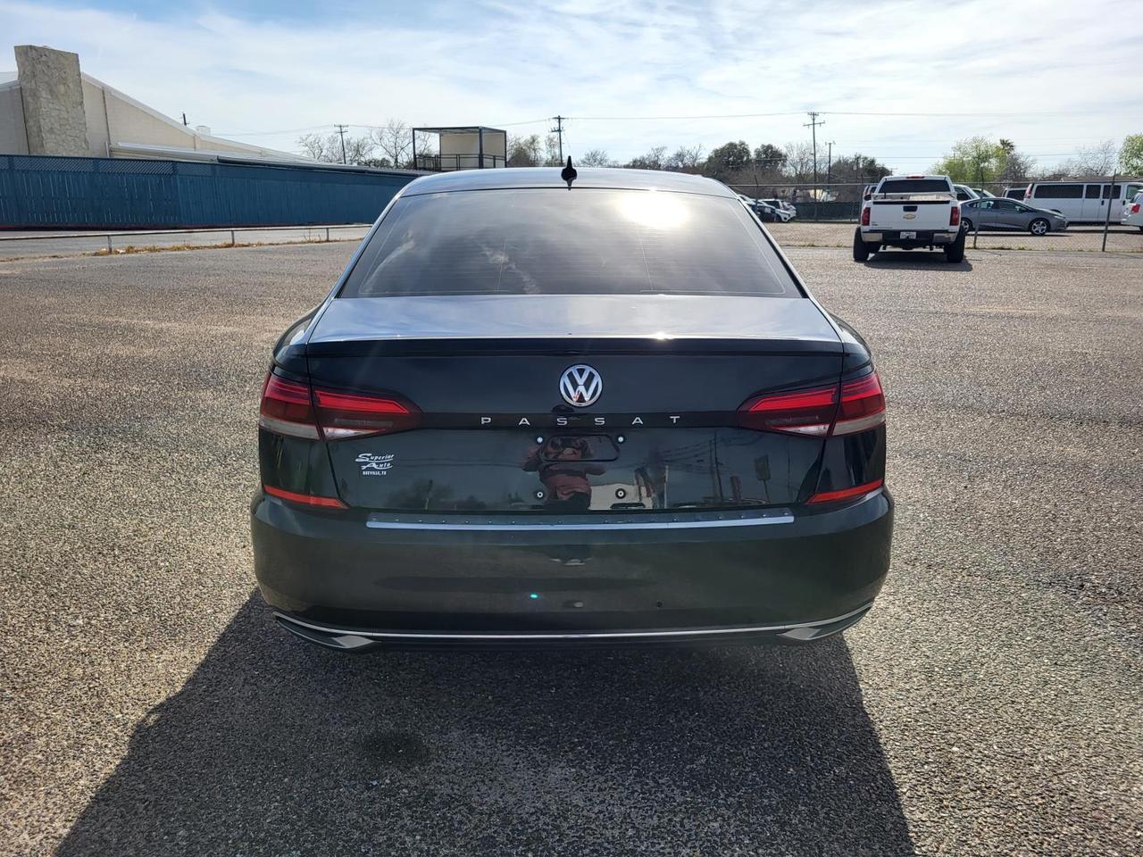 2021 Volkswagen Passat 2.0T SE Auto Beeville TX