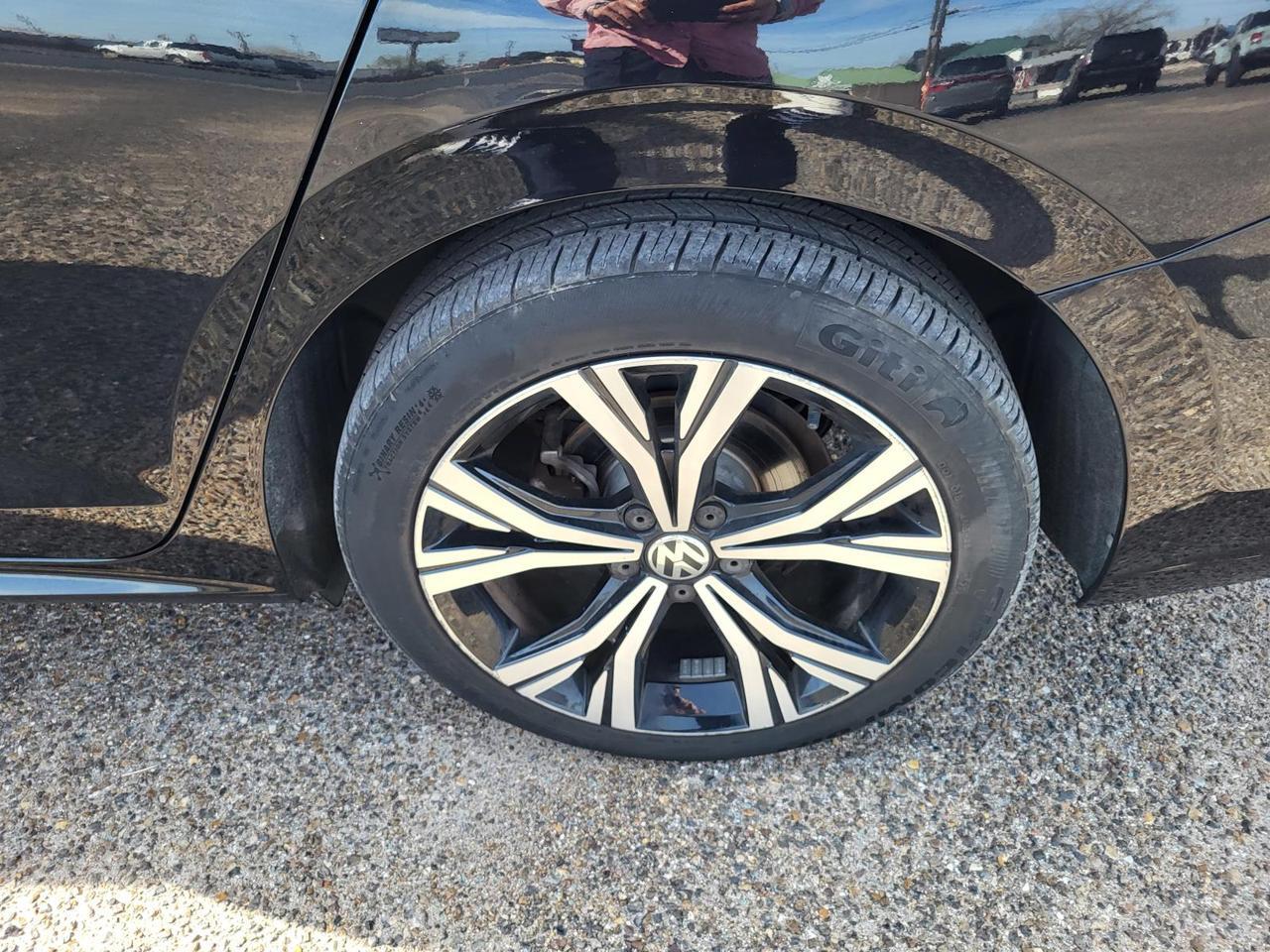 2021 Volkswagen Passat 2.0T SE Auto Beeville TX