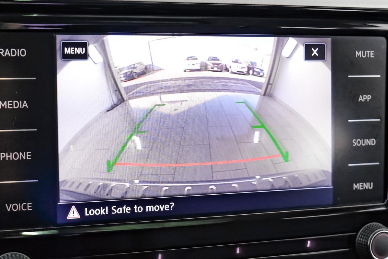 2021 Volkswagen Passat 2.0T SE BLIND SPOT FRONT ASSIST LANE ASSIST SUNROOF LEATHERETTE HEATED SEATS REAR CAMERA Carrollton TX