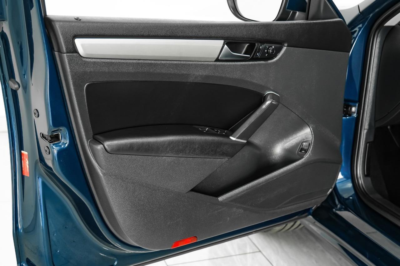 2021 Volkswagen Passat 2.0T SE BLIND SPOT FRONT ASSIST LANE ASSIST SUNROOF LEATHERETTE HEATED SEATS REAR CAMERA Carrollton TX