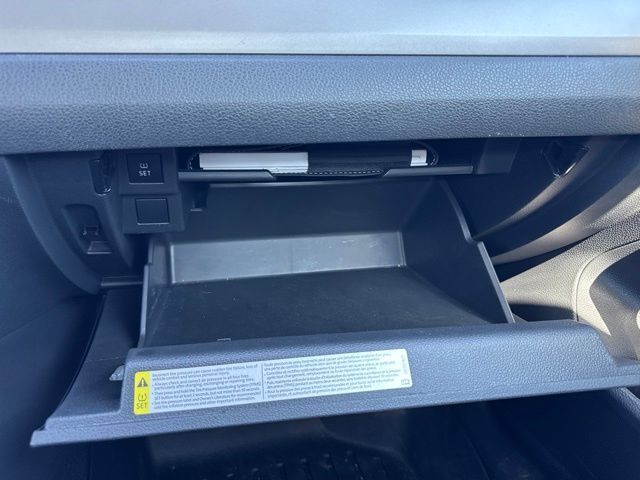 2021 Volkswagen Passat 2.0T SE Random Lake WI