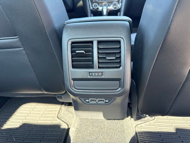 2021 Volkswagen Passat 2.0T SE Random Lake WI