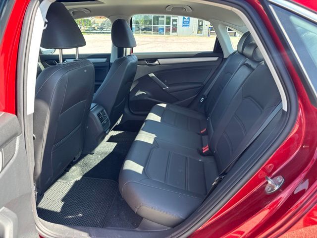 2021 Volkswagen Passat 2.0T SE Random Lake WI