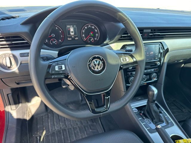 2021 Volkswagen Passat 2.0T SE Random Lake WI