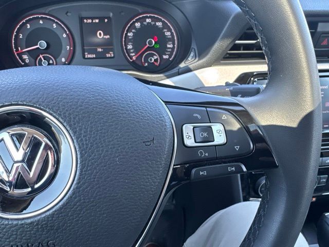 2021 Volkswagen Passat 2.0T SE Random Lake WI