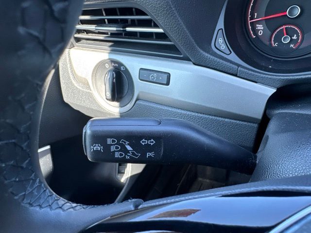 2021 Volkswagen Passat 2.0T SE Random Lake WI
