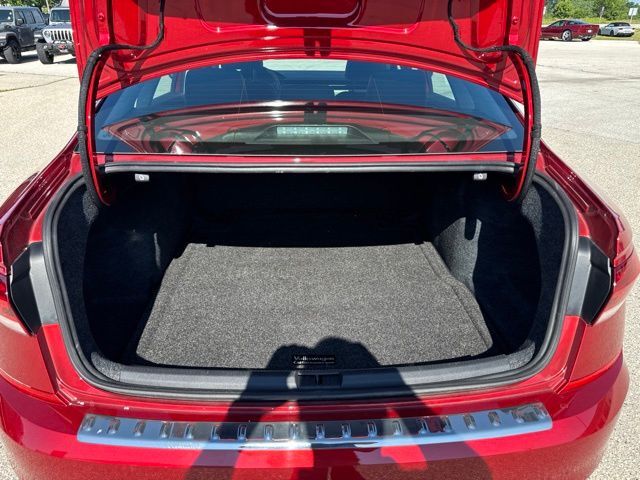 2021 Volkswagen Passat 2.0T SE Random Lake WI