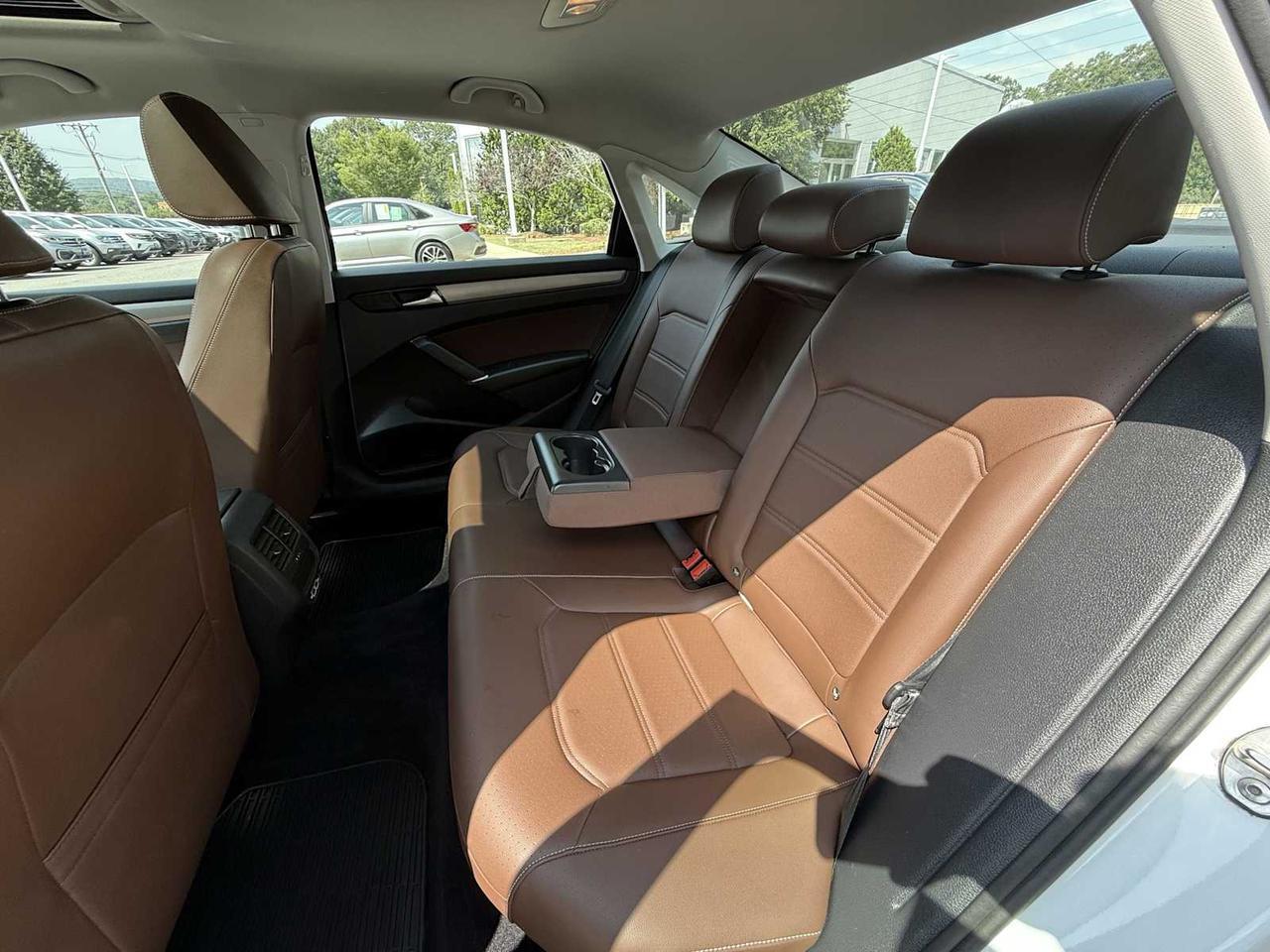 2021 Volkswagen Passat 2.0T SE Westborough MA