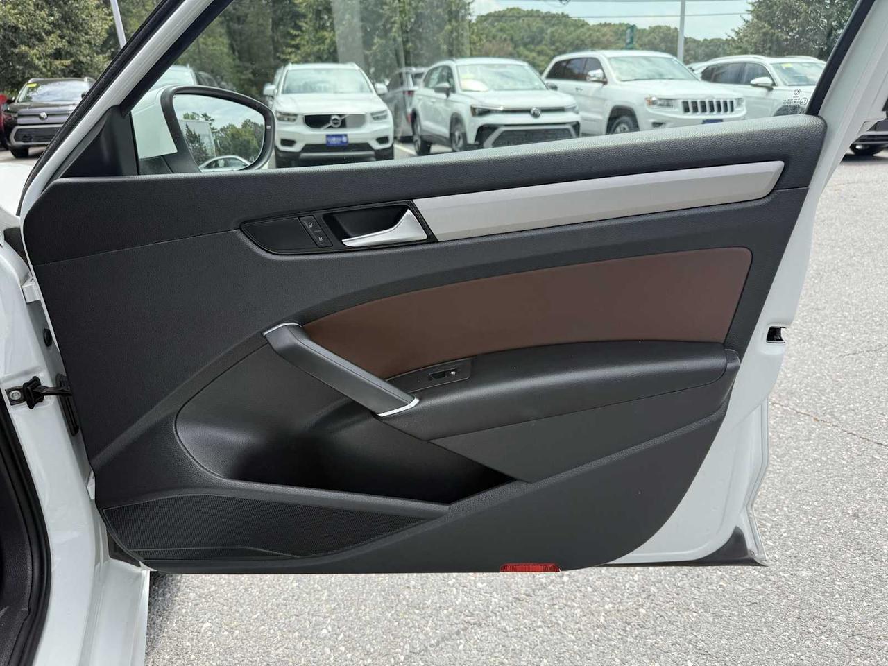 2021 Volkswagen Passat 2.0T SE Westborough MA