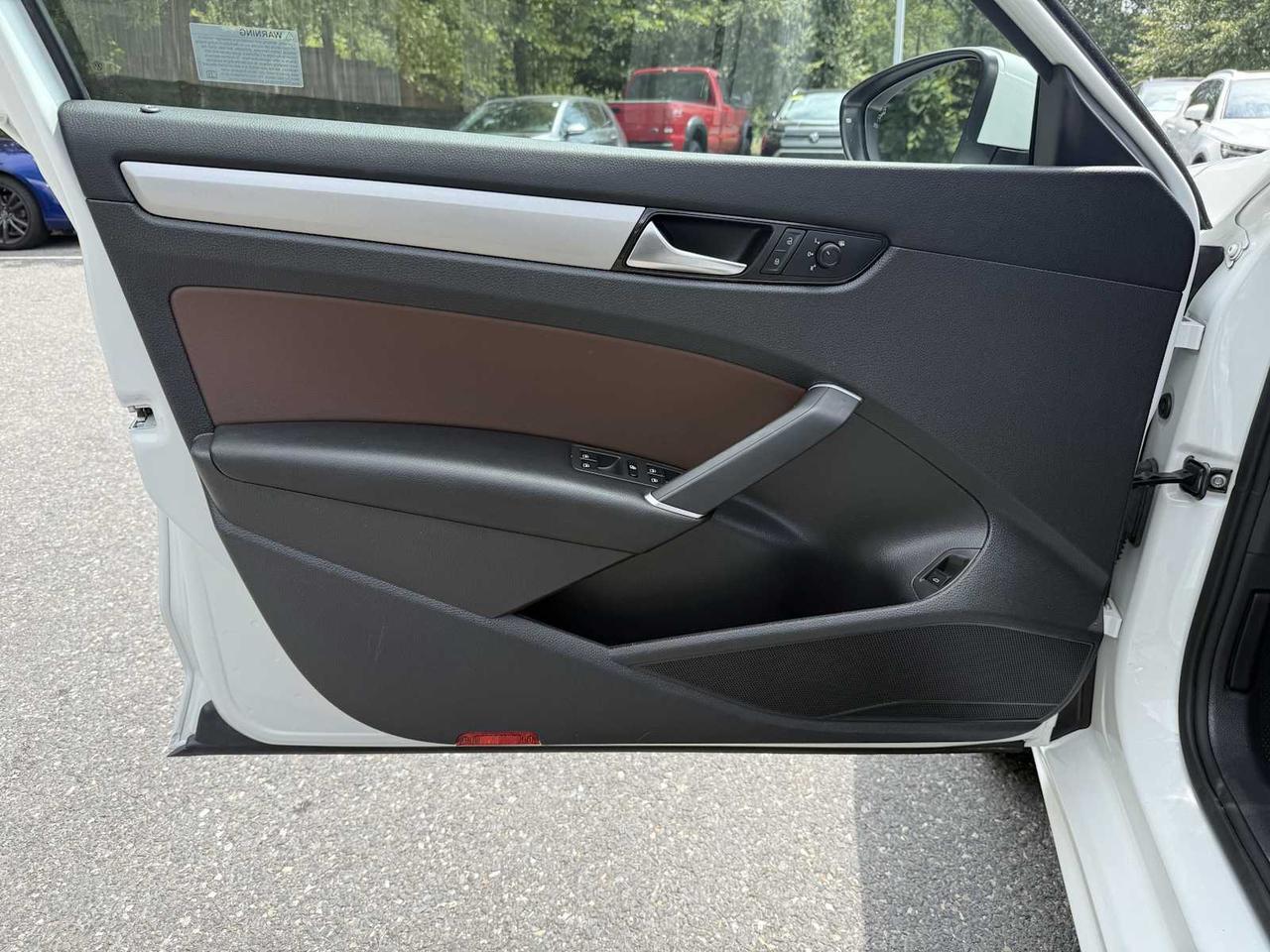 2021 Volkswagen Passat 2.0T SE Westborough MA