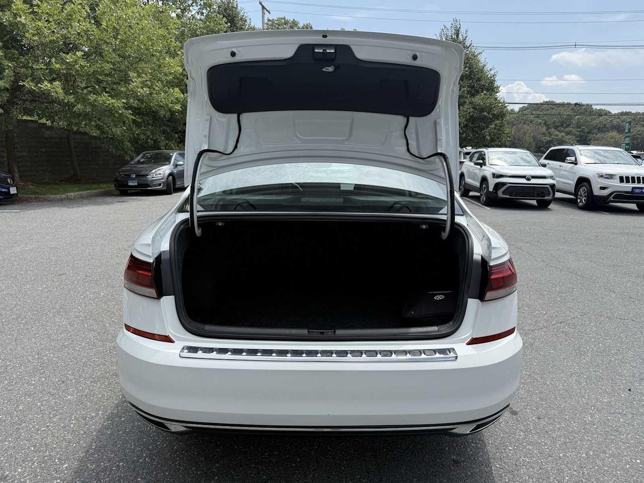 2021 Volkswagen Passat 2.0T SE Westborough MA