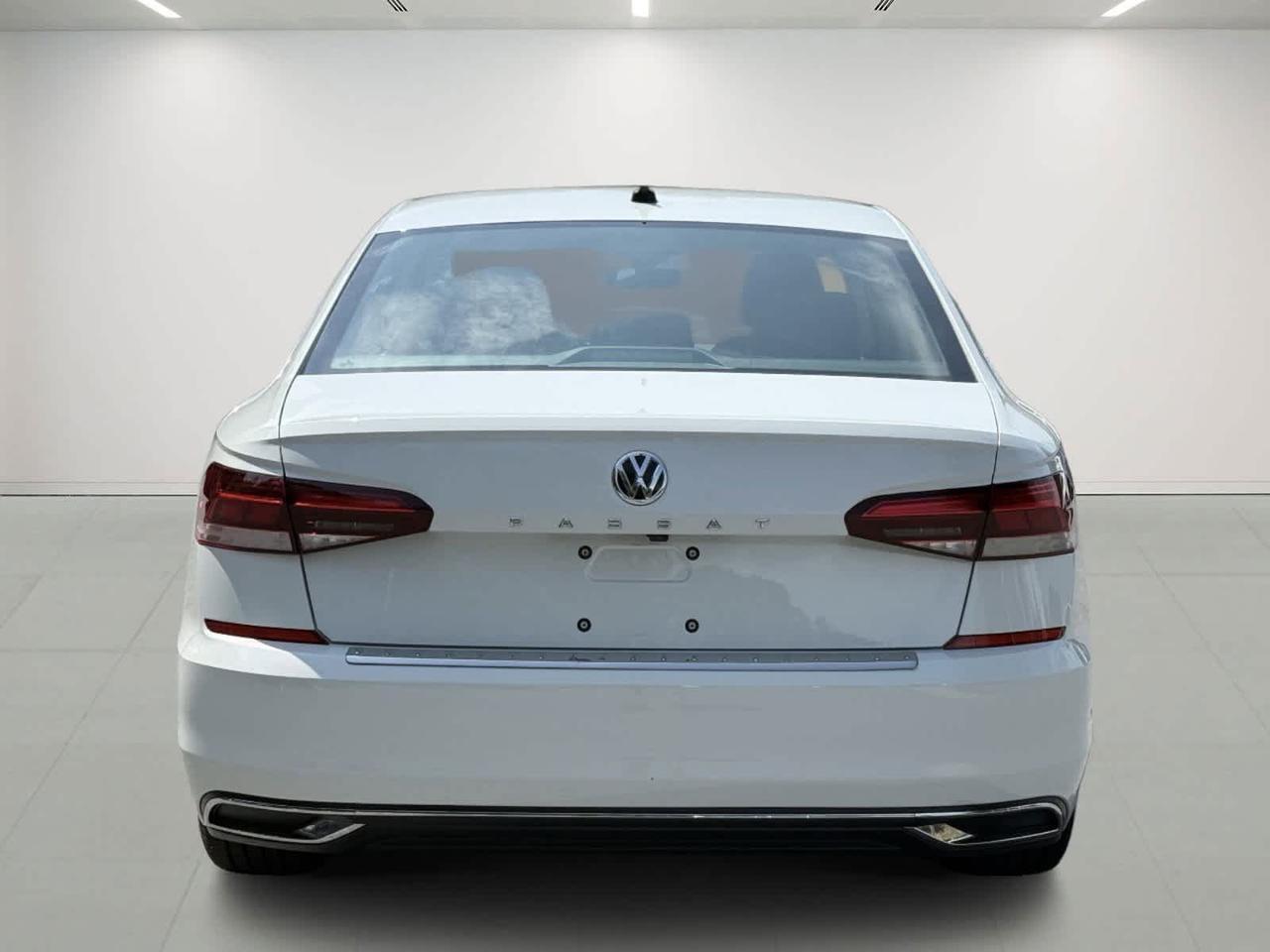 2021 Volkswagen Passat 2.0T SE Westborough MA