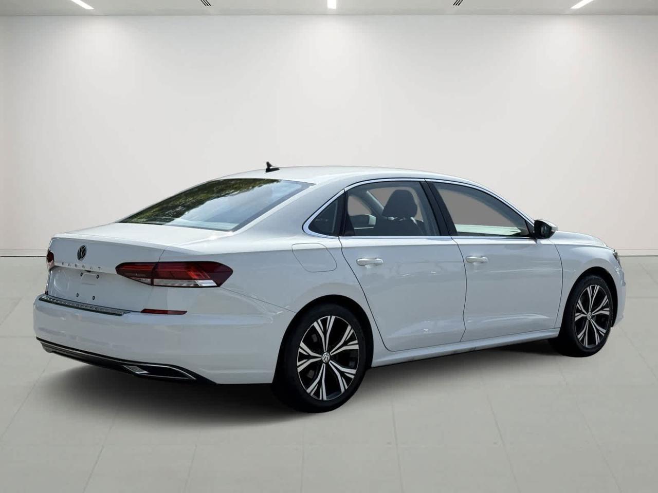 2021 Volkswagen Passat 2.0T SE Westborough MA