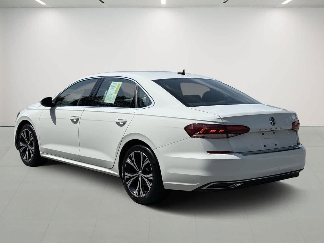 2021 Volkswagen Passat 2.0T SE Westborough MA