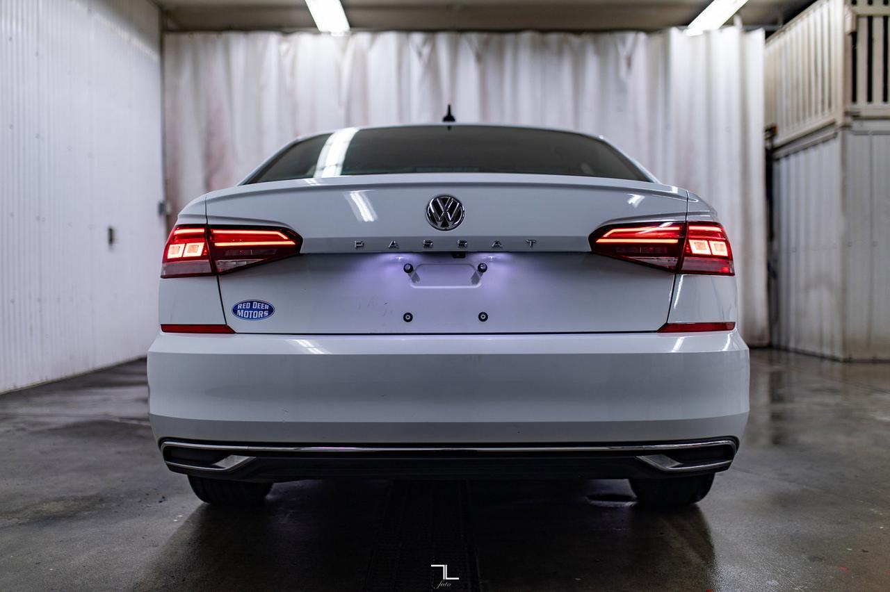 2021 Volkswagen Passat Highline Leather Roof BCam Red Deer AB