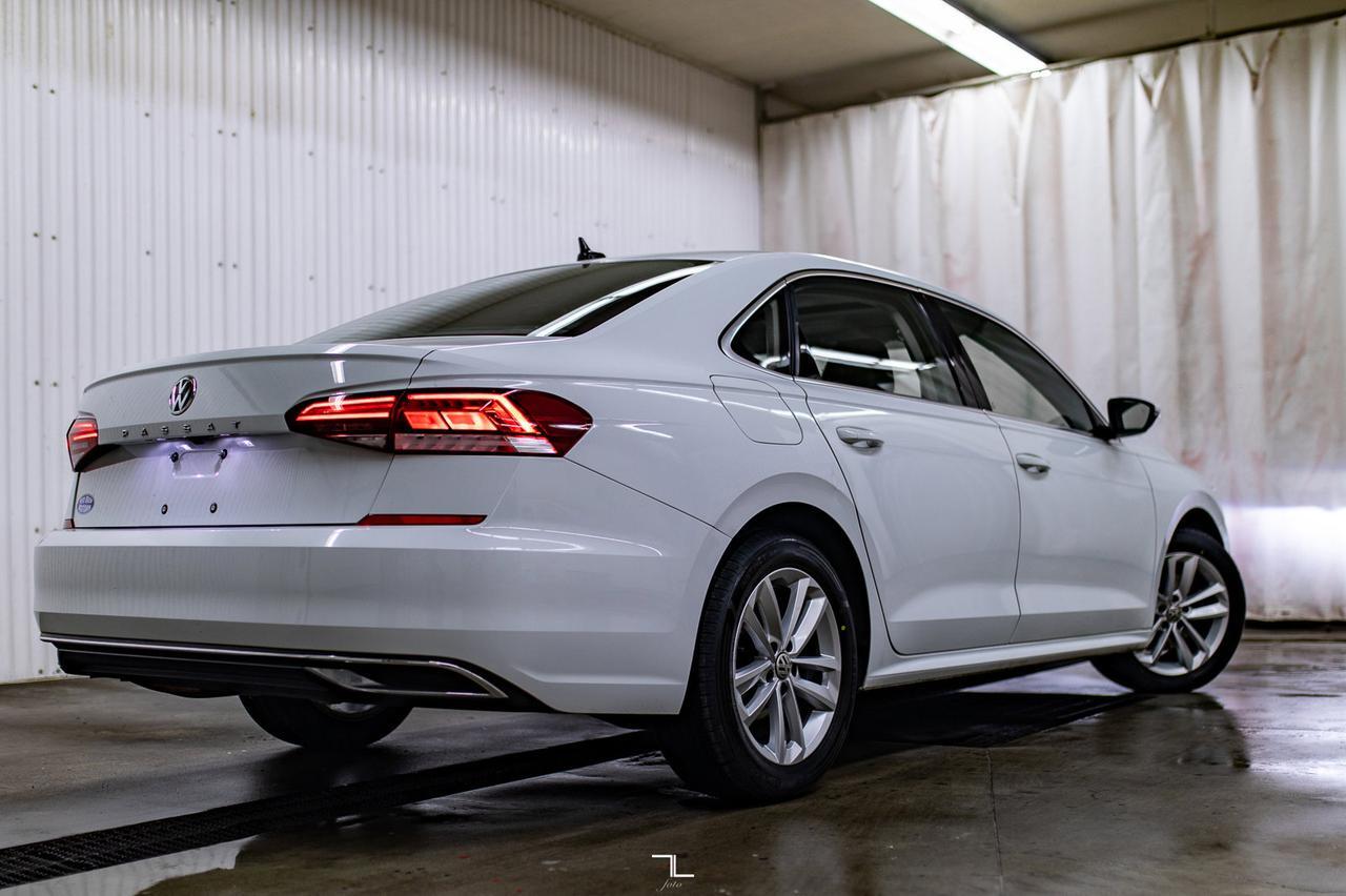 2021 Volkswagen Passat Highline Leather Roof BCam Red Deer AB