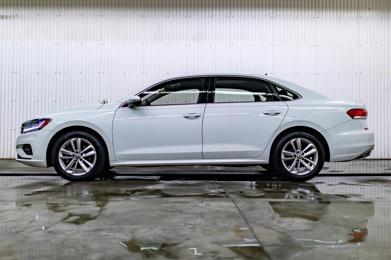 2021 Volkswagen Passat Highline Leather Roof BCam Red Deer AB