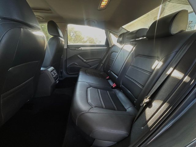 2021 Volkswagen Passat SE Houston TX