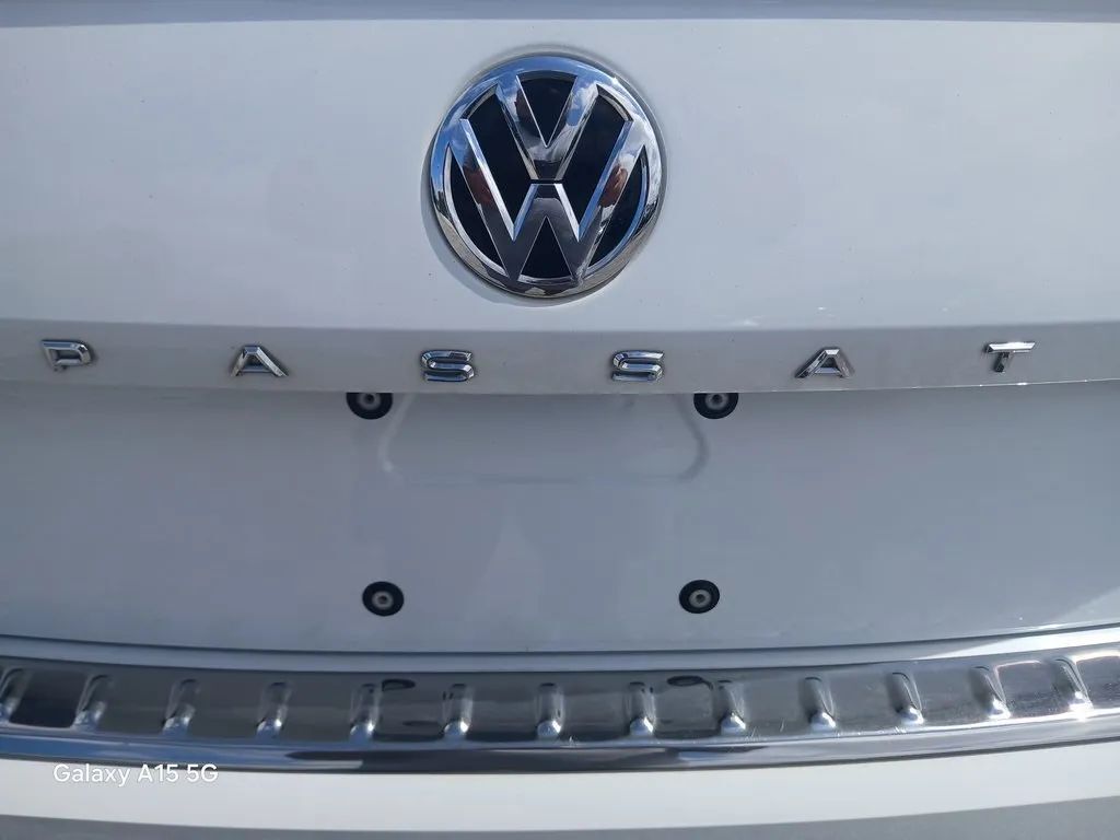 2021 Volkswagen Passat SE Sedan 4D Maitland FL