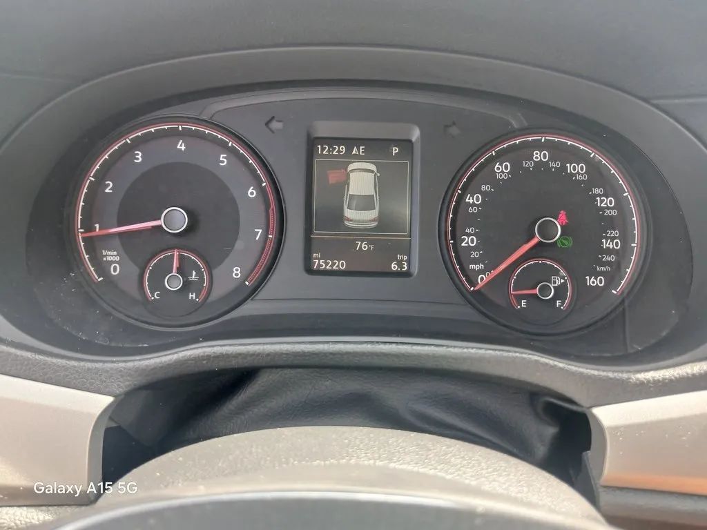 2021 Volkswagen Passat SE photo 28