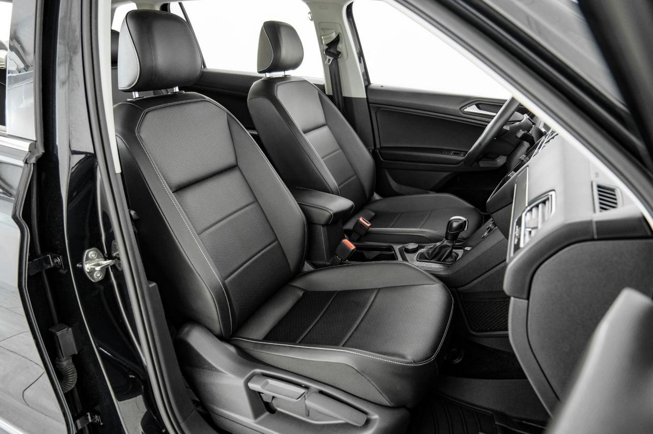 2021 Volkswagen Tiguan 2.0T SE 4MOTION BLIND SPOT ASSIST LEATHER HEATED SEATS REAR CAMERA KEYLESS START Carrollton TX