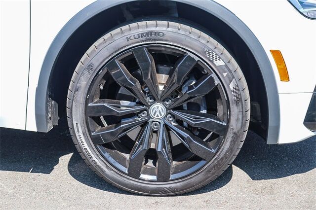 2021 Volkswagen Tiguan 2.0T SE R-Line Black Moreno Valley CA