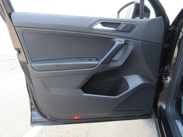 2021 Volkswagen Tiguan 2.0T SE R-Line Black Plano TX