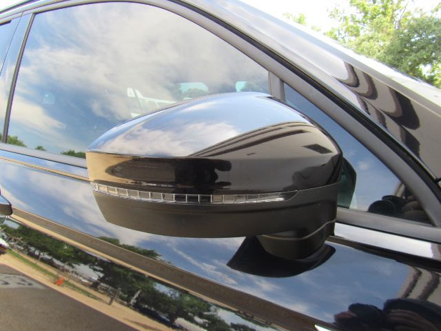 2021 Volkswagen Tiguan 2.0T SE R-Line Black Plano TX