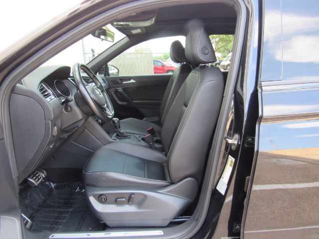 2021 Volkswagen Tiguan 2.0T SE R-Line Black Plano TX