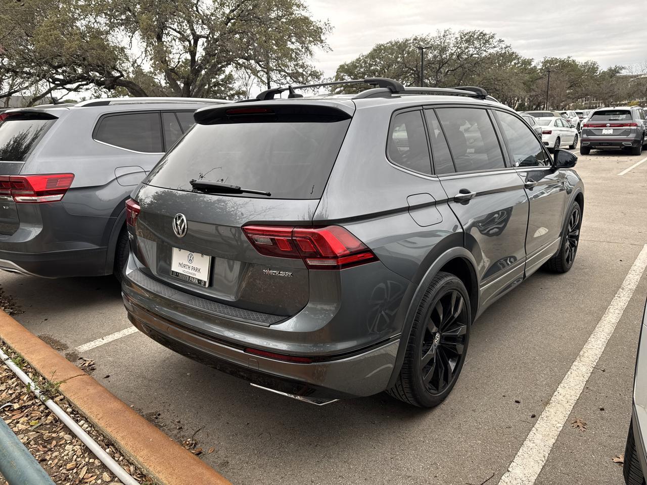 2021 Volkswagen Tiguan 2.0T SE R-Line Black