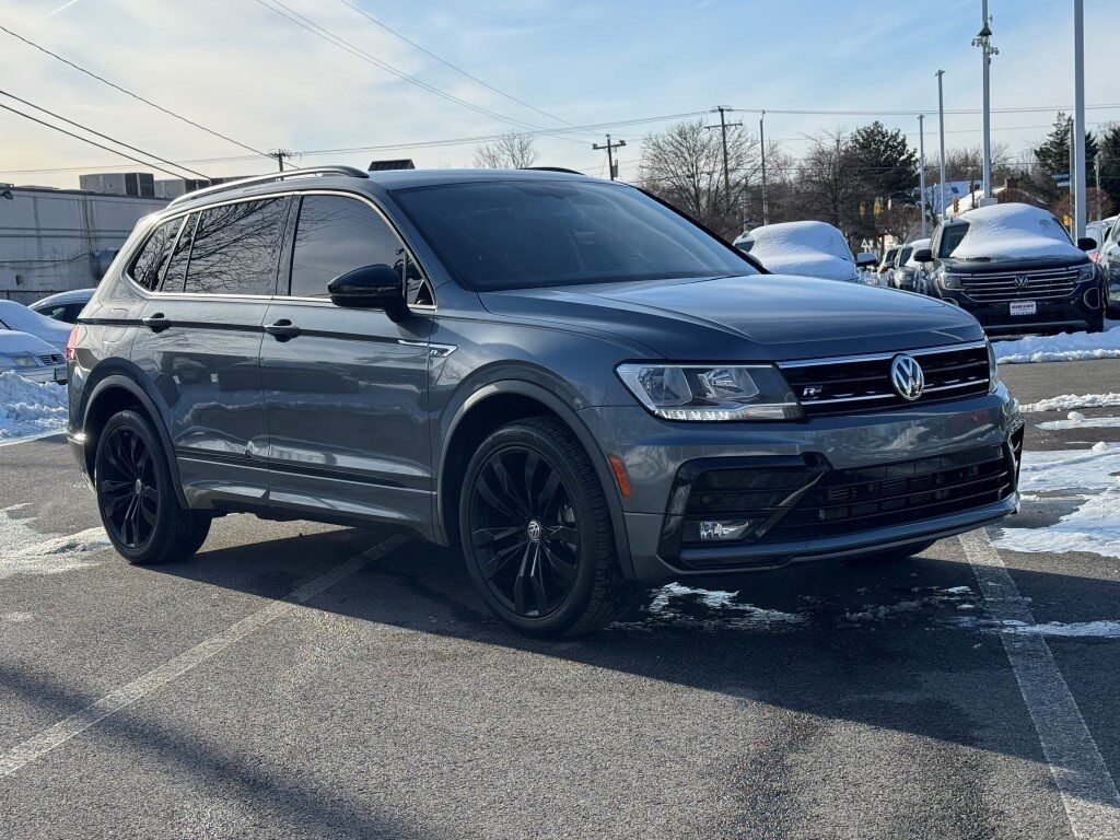 2021 Volkswagen Tiguan 2.0T SE R-Line Black