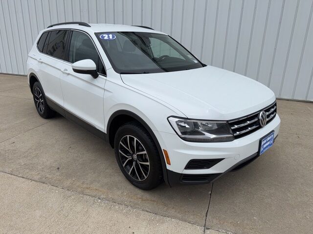 2021 Volkswagen Tiguan 2.0T SE West Burlington IA