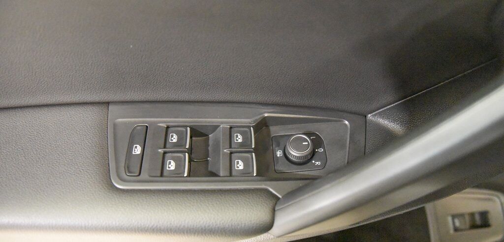 2021 Volkswagen Tiguan 2.0T SEL Akron