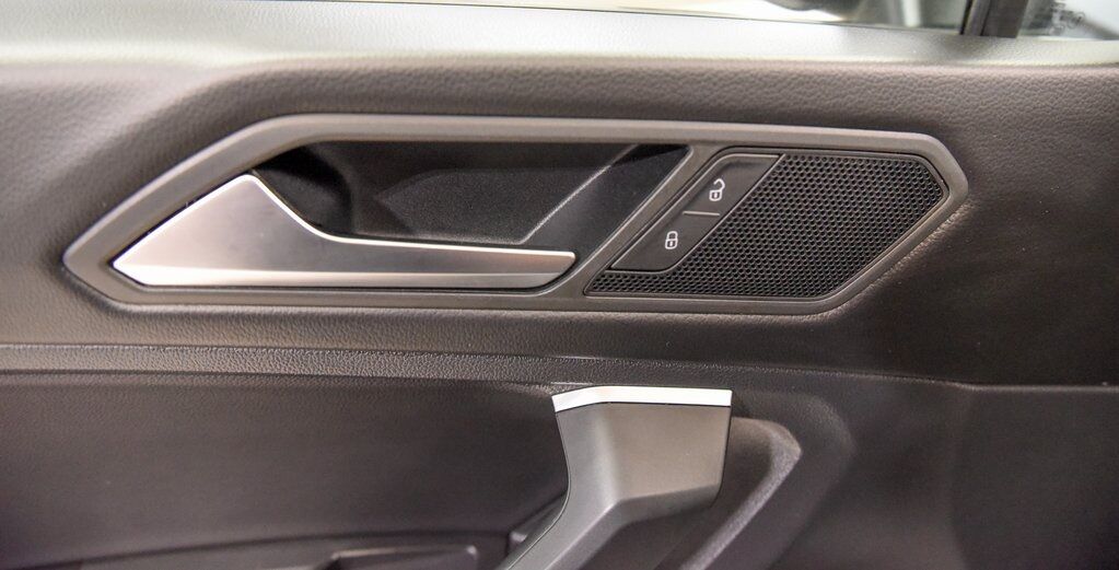 2021 Volkswagen Tiguan 2.0T SEL Akron