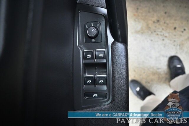 2021 Volkswagen Tiguan SE / AWD / Power & Heated Leather Seats / Adaptive Cruise Control / Lane Departure & Blind Spot Alert / Apple CarPlay & Android Auto / USB Input / Back Up Camera / Alloy Wheels / 27 MPG Anchorage AK