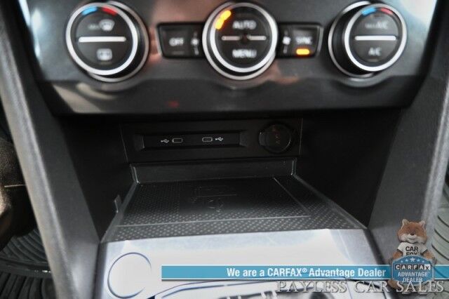 2021 Volkswagen Tiguan SE / AWD / Power & Heated Leather Seats / Adaptive Cruise Control / Lane Departure & Blind Spot Alert / Apple CarPlay & Android Auto / USB Input / Back Up Camera / Alloy Wheels / 27 MPG Anchorage AK